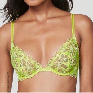 Victoria's Secret Very Sexy Fishnet Lace Low-Cut Demi Bra 34C *Limelight* NEW